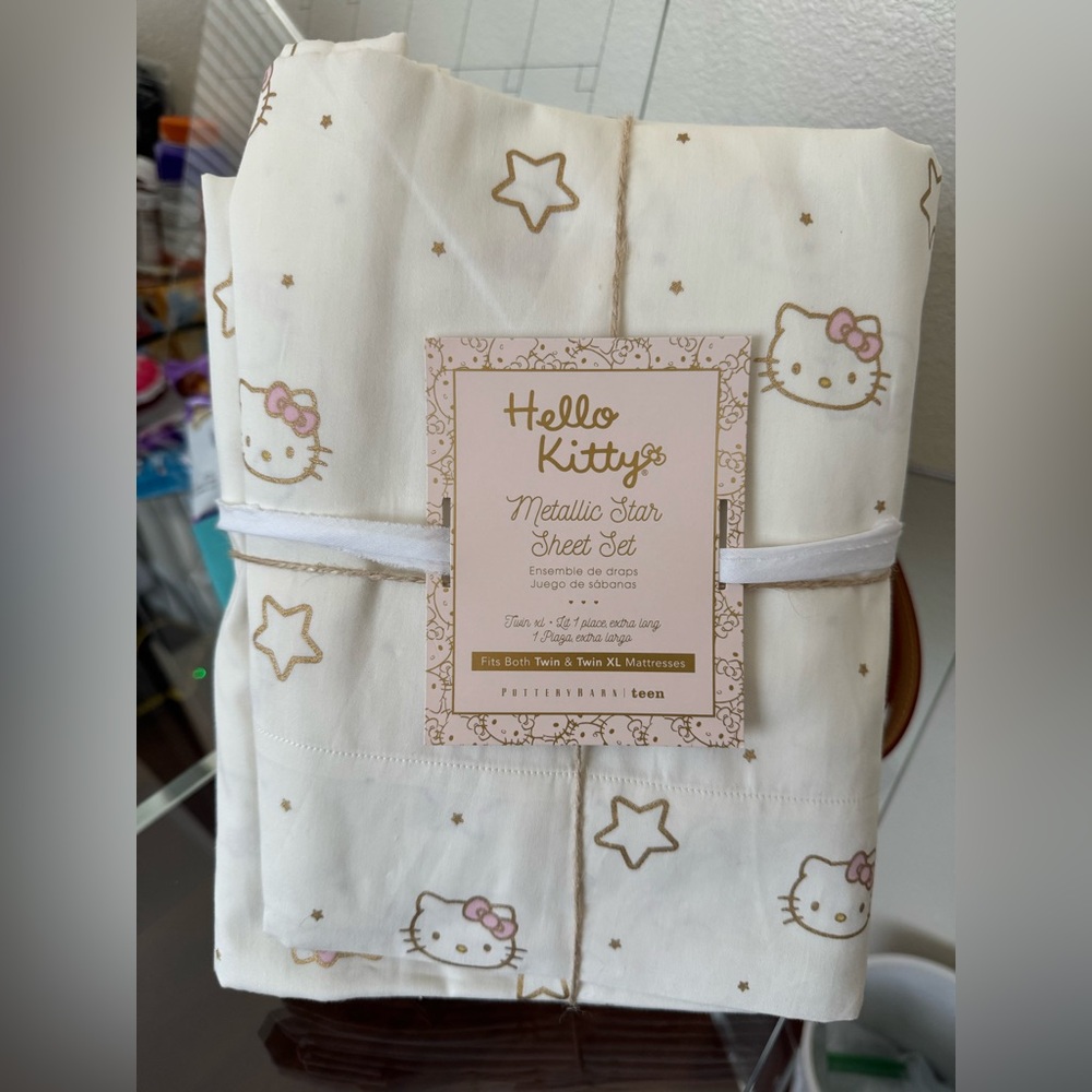 Hello Kitty Sheet Set